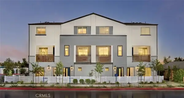 1304 W W Oak Crest Paseo, Ontario, CA 91762
