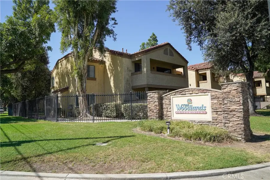 1114 W Blaine Street #105, Riverside, CA 92507 - #2