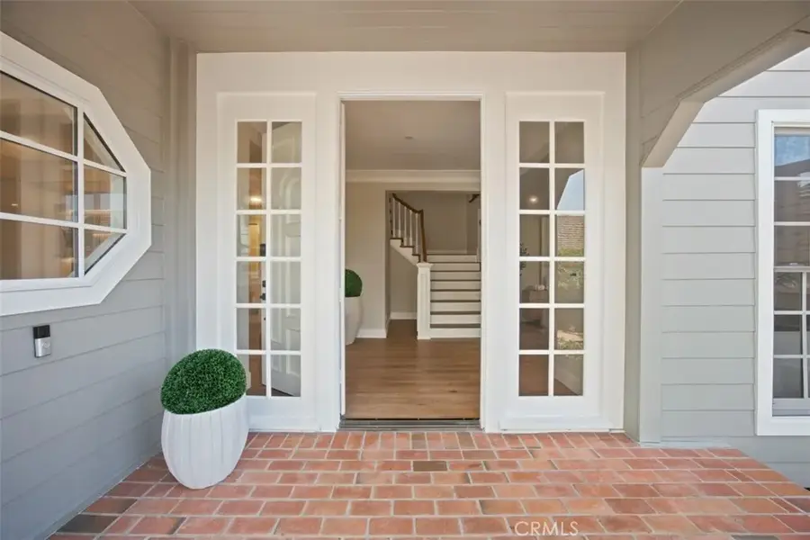 18 Hillsdale, Newport Beach, CA 92660 - #2