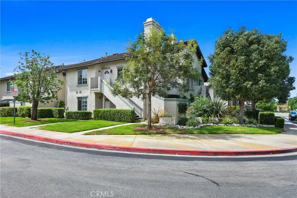 141 Oxford, Irvine, CA 92612 - #1
