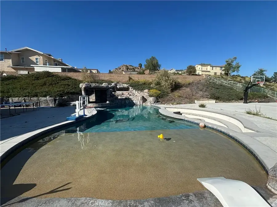 827 Baghdady, Corona, CA 92879 - #2
