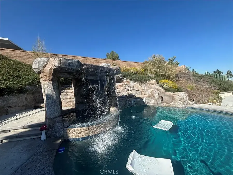 827 Baghdady, Corona, CA 92879 - #3