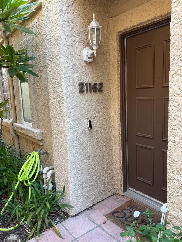 21162 Gladiolos, Lake Forest, CA 92630