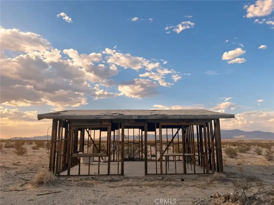 6827 Shelton Road, Twentynine Palms Yucca Valley, CA 92277 - #3