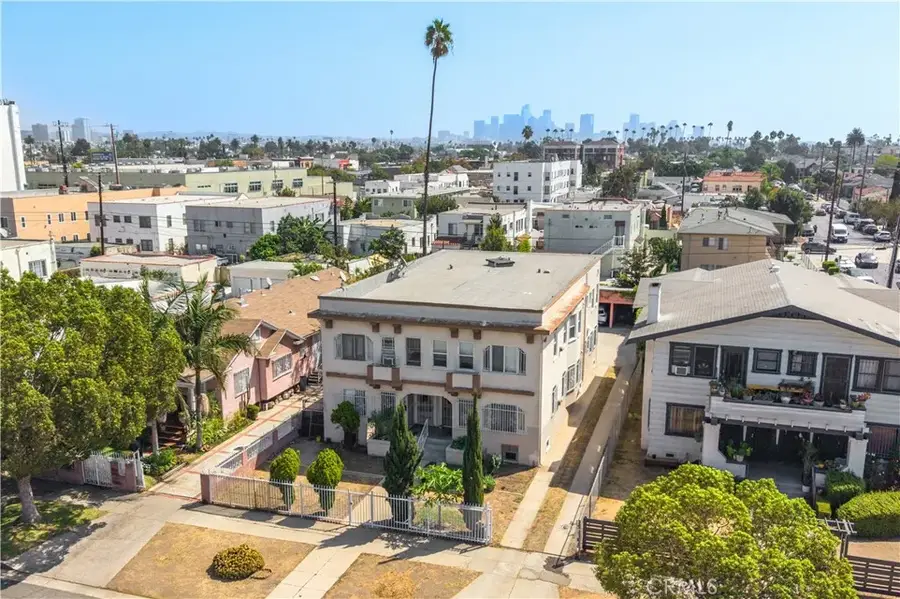 2022 4th Avenue, Los Angeles, CA 90018 - #2