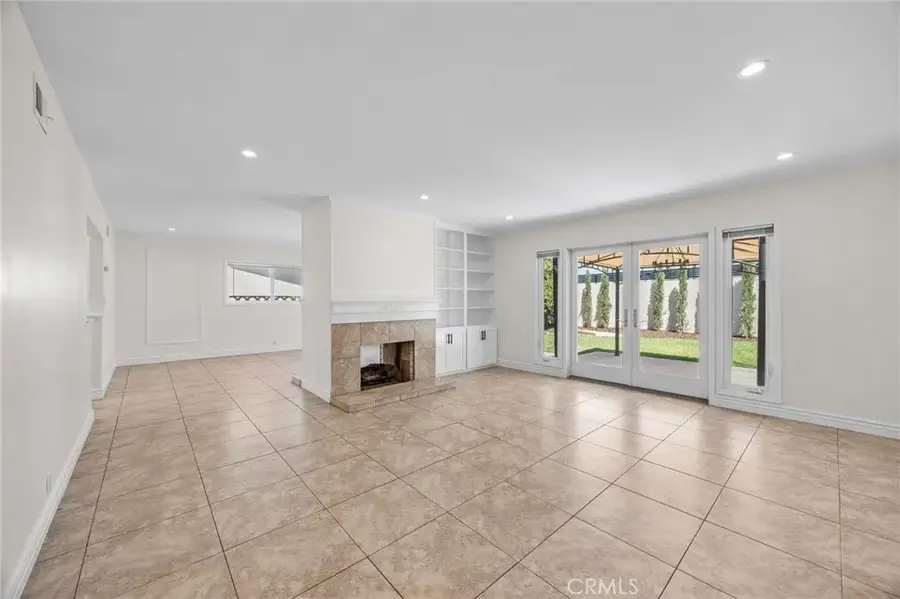 831 E Hoover, Orange, CA 92867 - #3