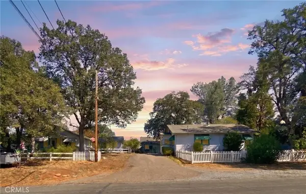 1825 Grand Coulee, Shasta Lake, CA 96019
