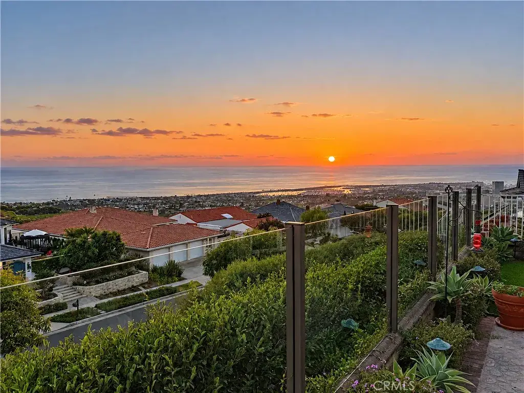 25 Cambria, Corona Del Mar, CA 92625 - #1