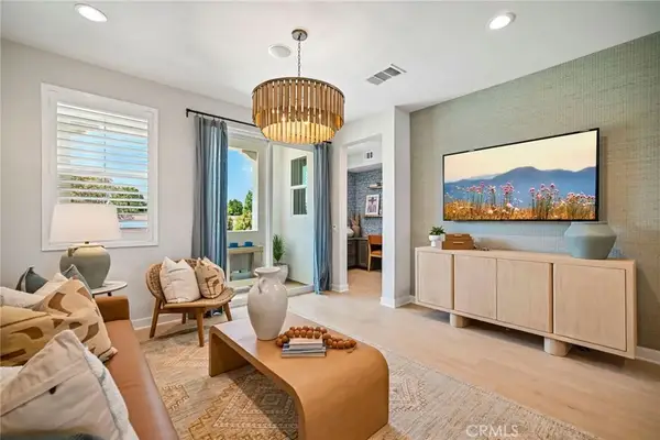 5871 Maplewood Lane #4, Simi Valley, CA 93063