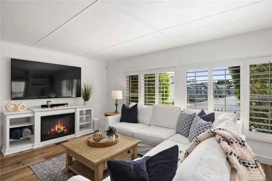 264 Mayflower, Newport Beach, CA 92660 - #3
