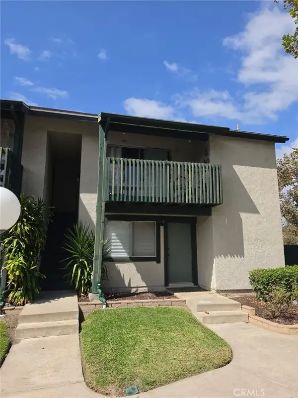 23298 Orange #4, Lake Forest, CA 92630