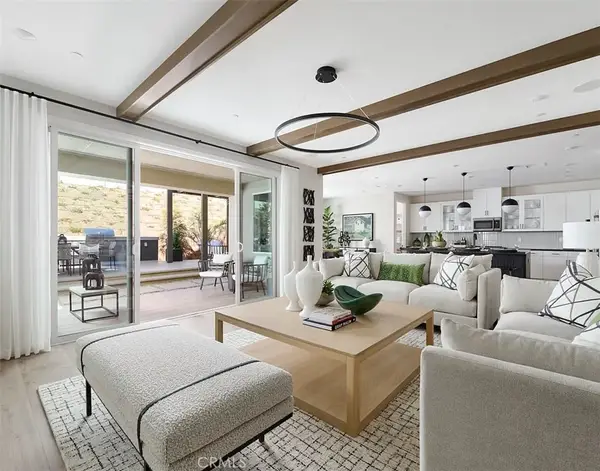28216 Glory Place, Canyon Country, CA 91350
