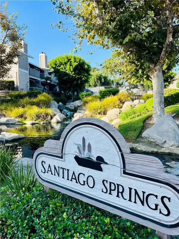 1505 S Raitt, Santa Ana, CA 92704