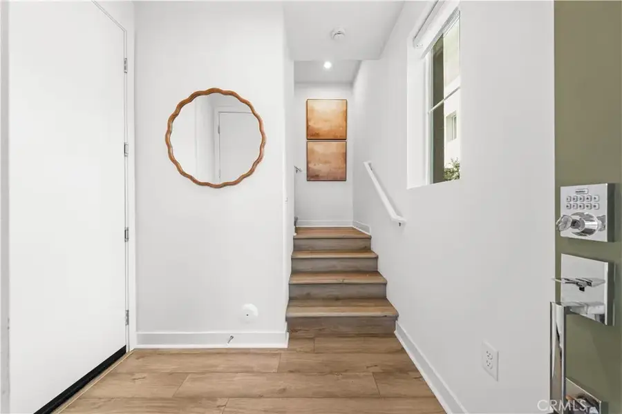 603 S Lyon, Santa Ana, CA 92705 - #2