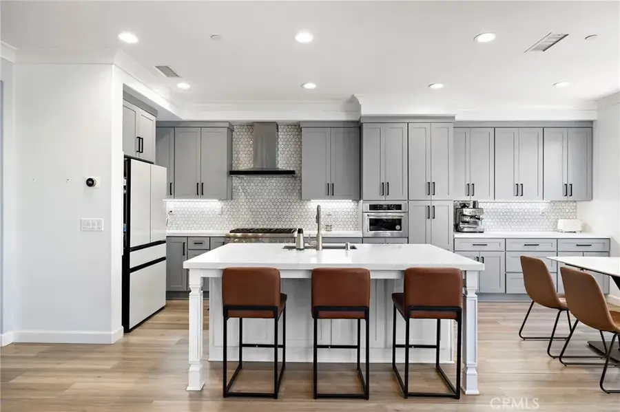 85 Rembrandt, Irvine, CA 92620 - #2