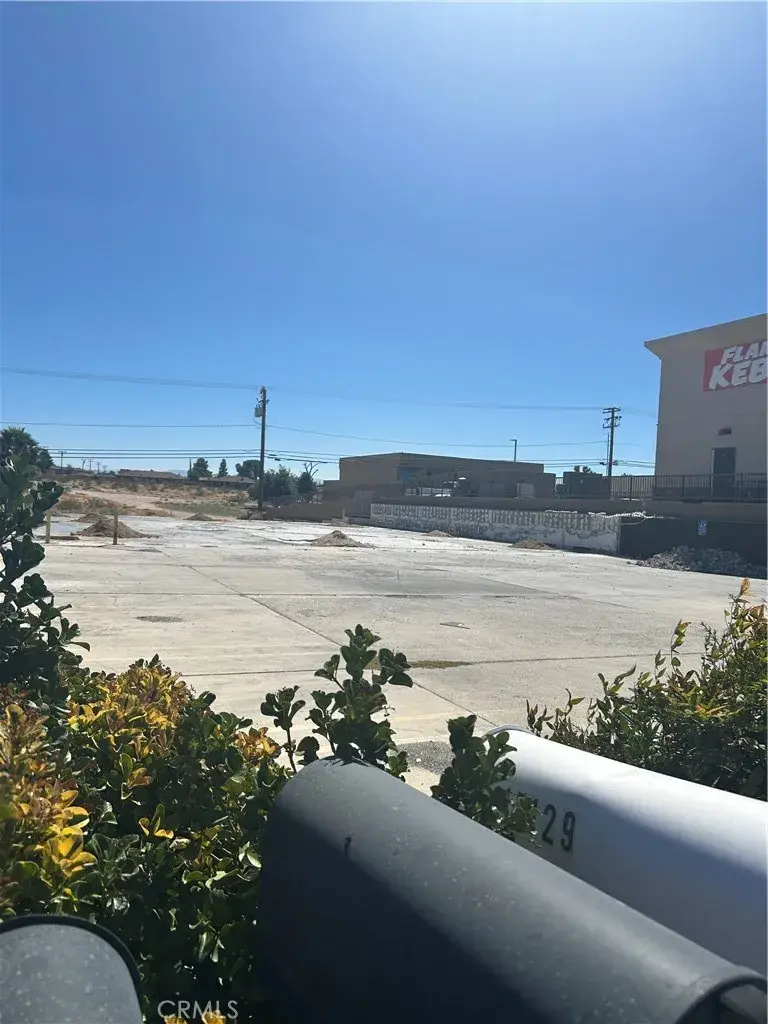17153 Bear Valley Rd., Hesperia, CA 92345 - #3