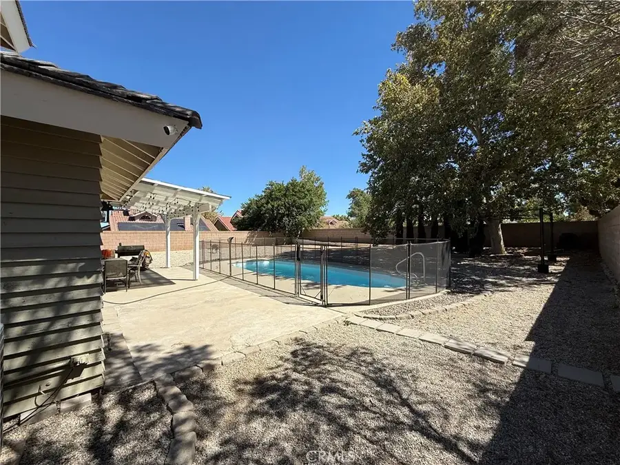 42534 61st West, Quartz Hill, CA 93536 - #2
