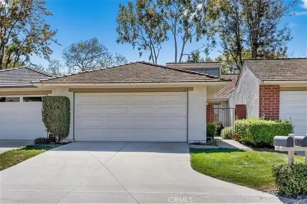 25 Dogwood South, Irvine, CA 92612
