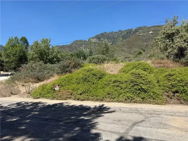 23680 Hillview, San Bernardino, CA 92404