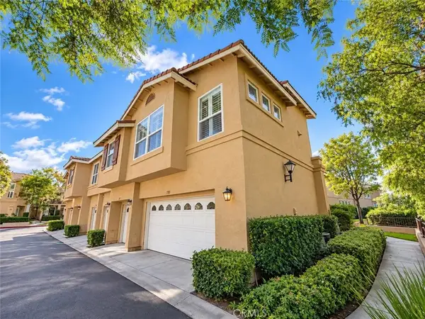 7723 East Portofino Avenue, Anaheim Hills, CA 92808