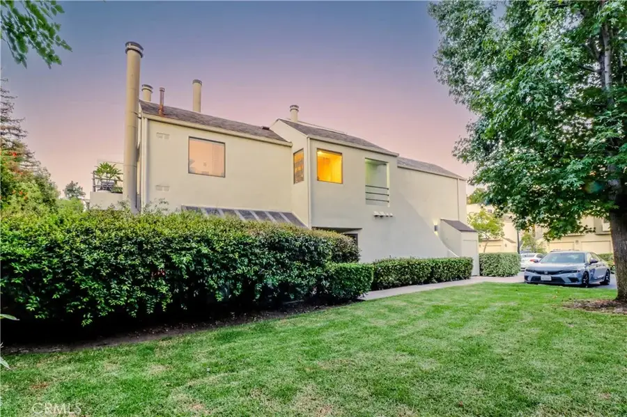 5744 E Creekside #21, Orange, CA 92869 - #2