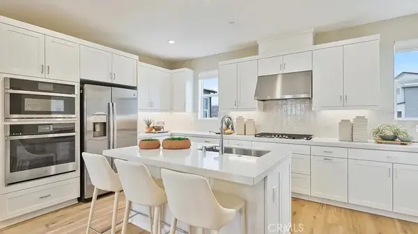 27409 Hackberry Place, Valencia, CA 91381