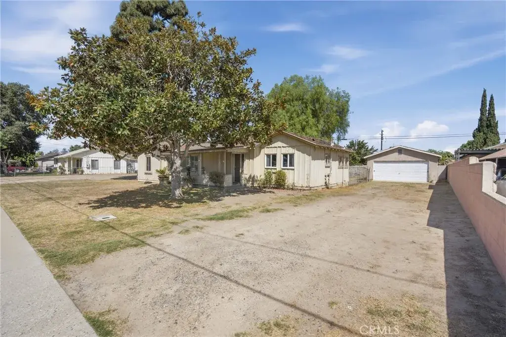 2425 W Occidental Street, Santa Ana, CA 92704 - #1