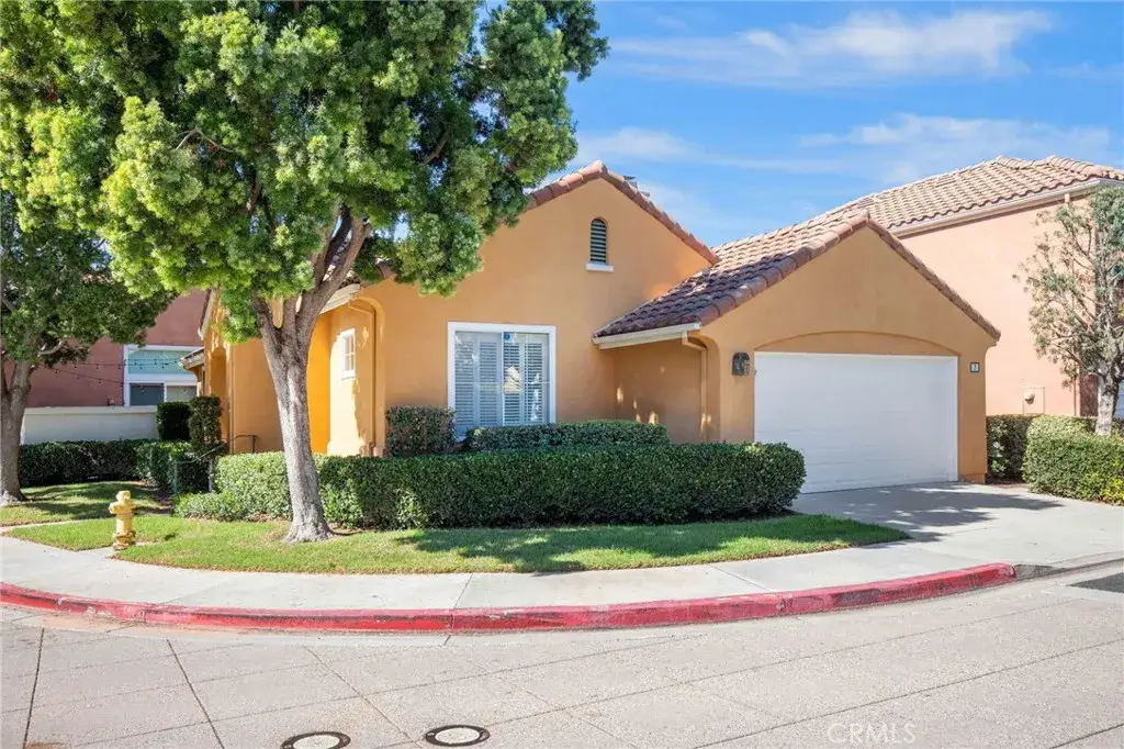 2 La Ronda, Irvine, CA 92606 - #1
