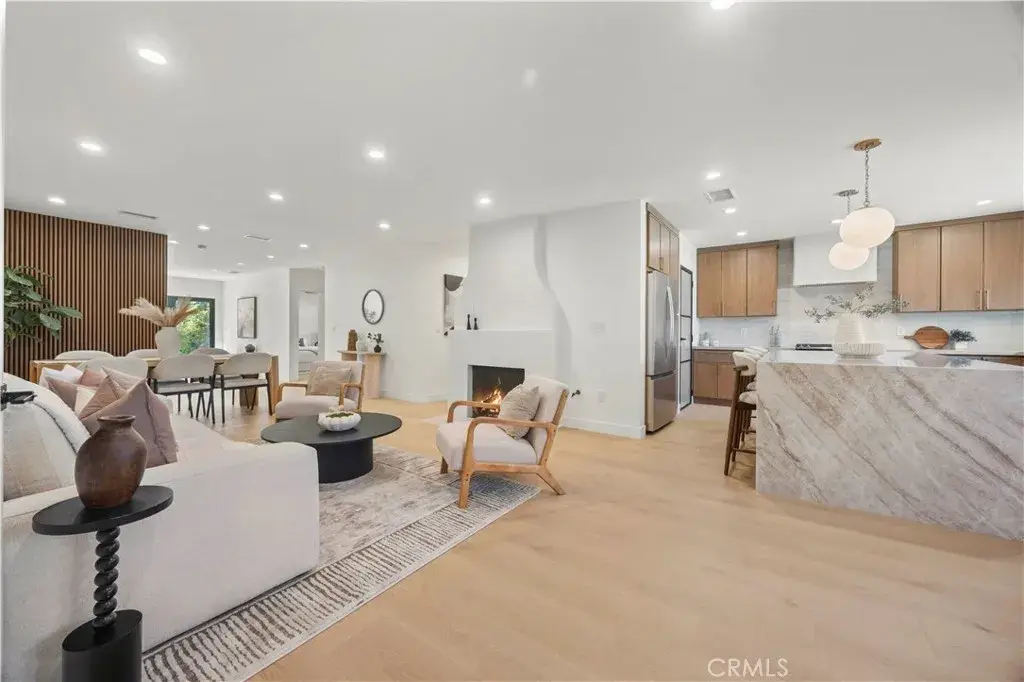 5747 Bevis Avenue, Sherman Oaks, CA 91411 - #1
