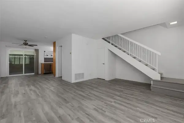 9685 Pettswood, Huntington Beach, CA 92646