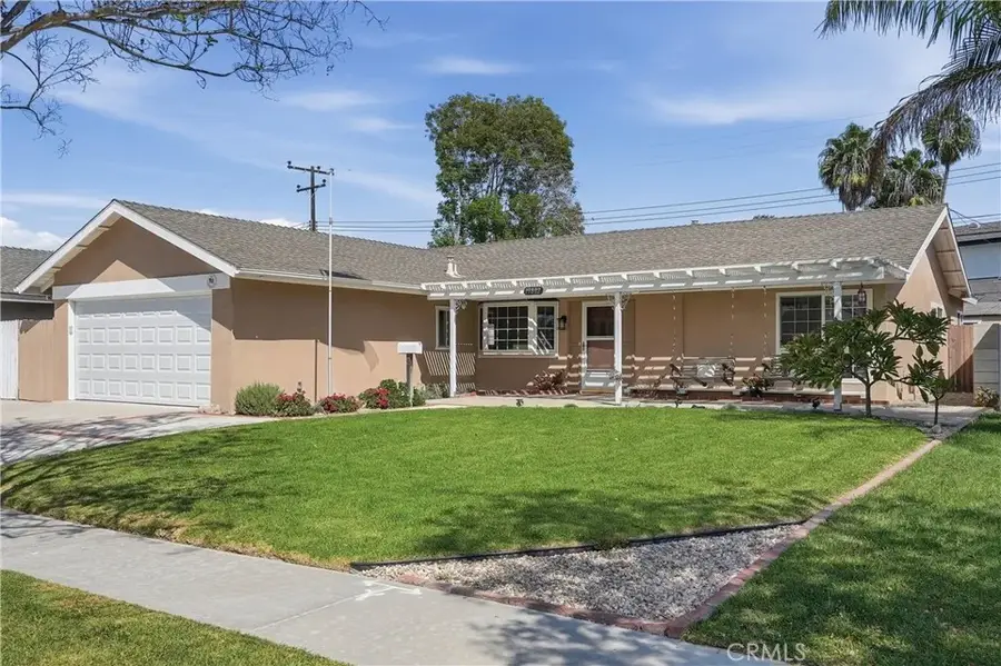 19802 Trident Lane, Huntington Beach, CA 92646 - #2