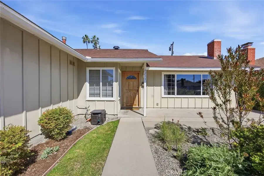 6211 Mar Vista Dr, Huntington Beach, CA 92647 - #3