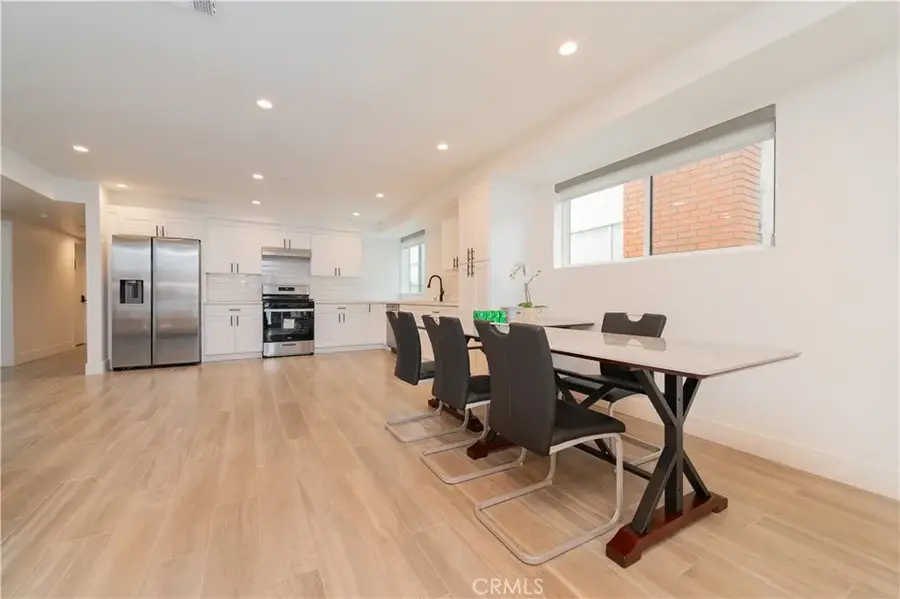 5652 La Mirada Avenue, Los Angeles, CA 90038 - #3