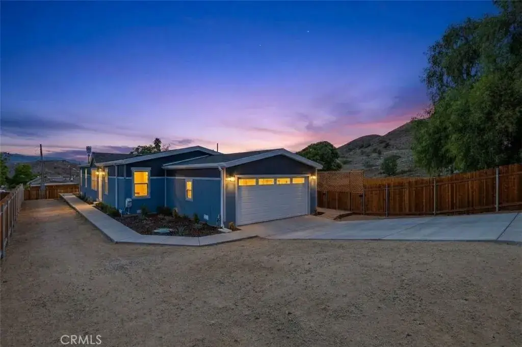 511 Lookout Street, Lake Elsinore, CA 92530 - #1