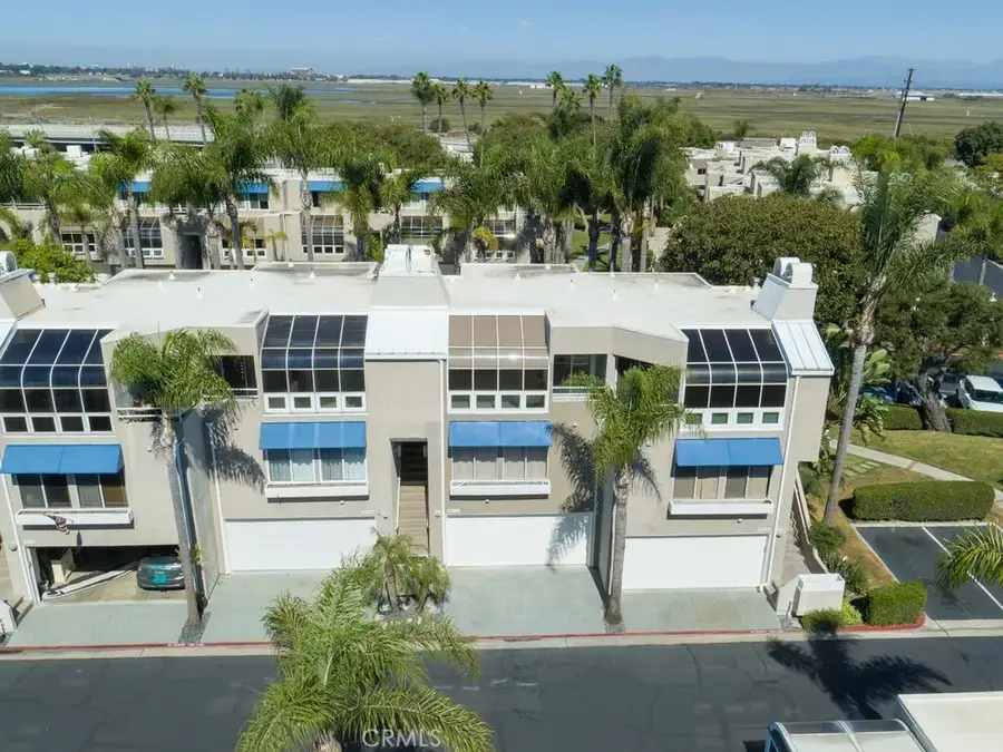 3393 Tempe, Huntington Beach, CA 92649 - #2