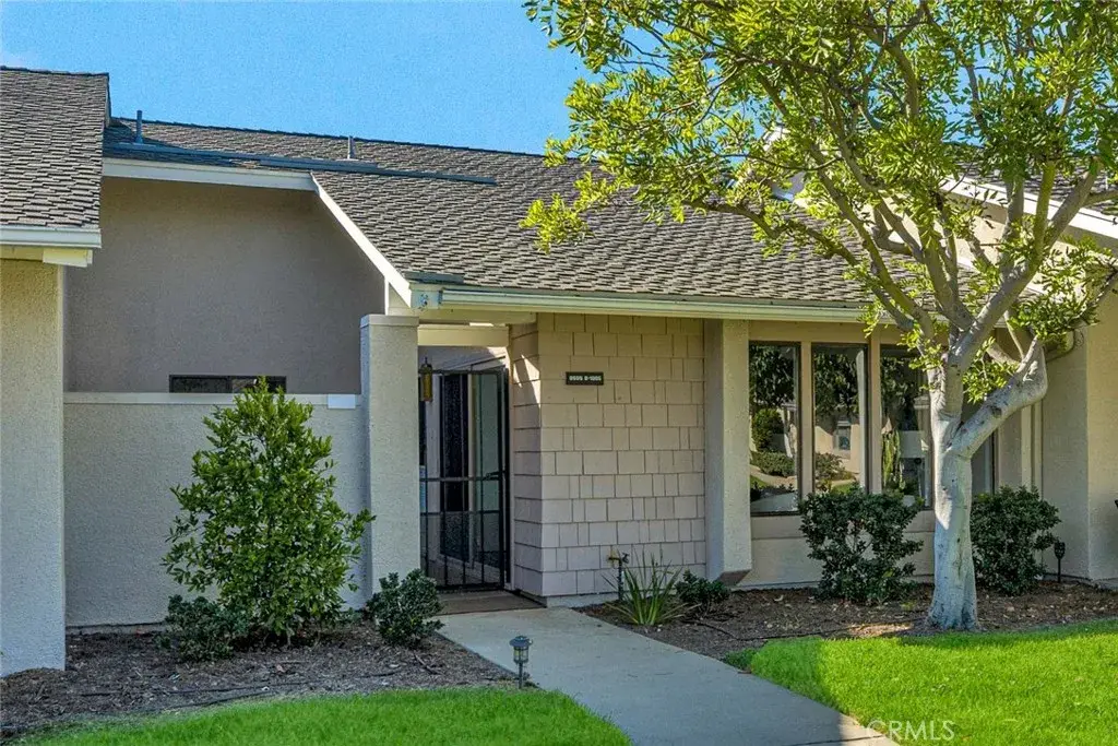 8605 Solano #1005-B, Huntington Beach, CA 92646 - #1