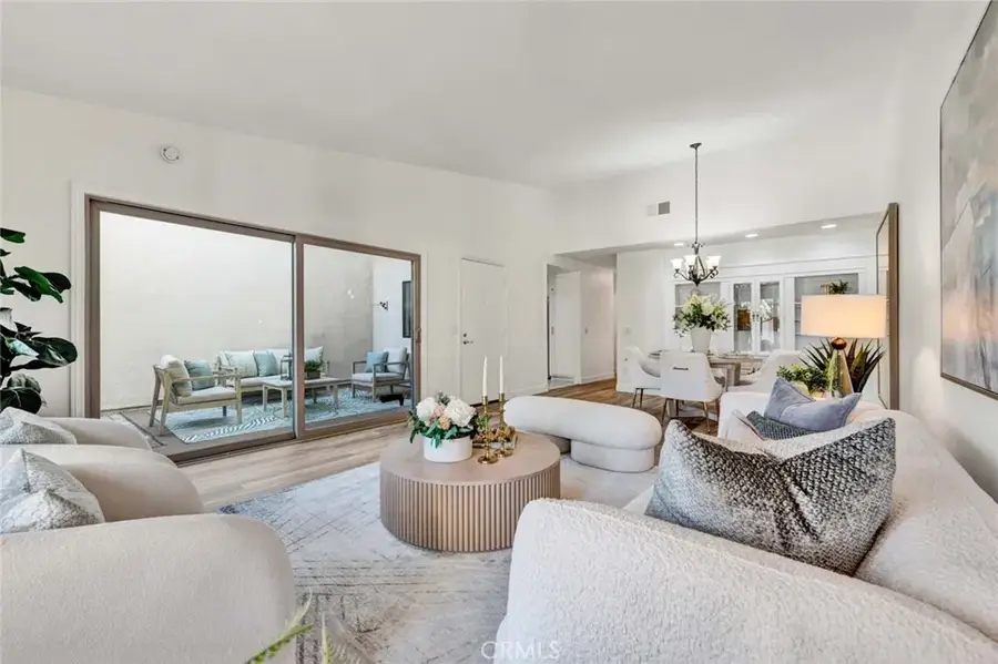 8605 Solano #1005-B, Huntington Beach, CA 92646 - #2