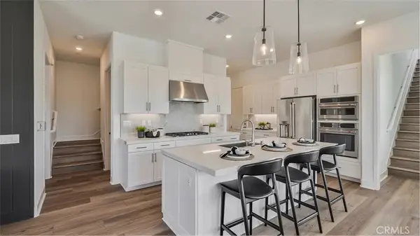 27461 Red Alder Lane, Valencia, CA 91381