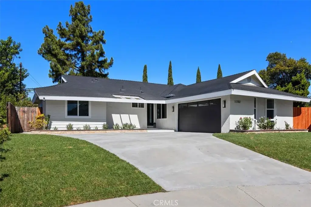 11702 Lisburn Pl., La Mirada, CA 90638 - #1