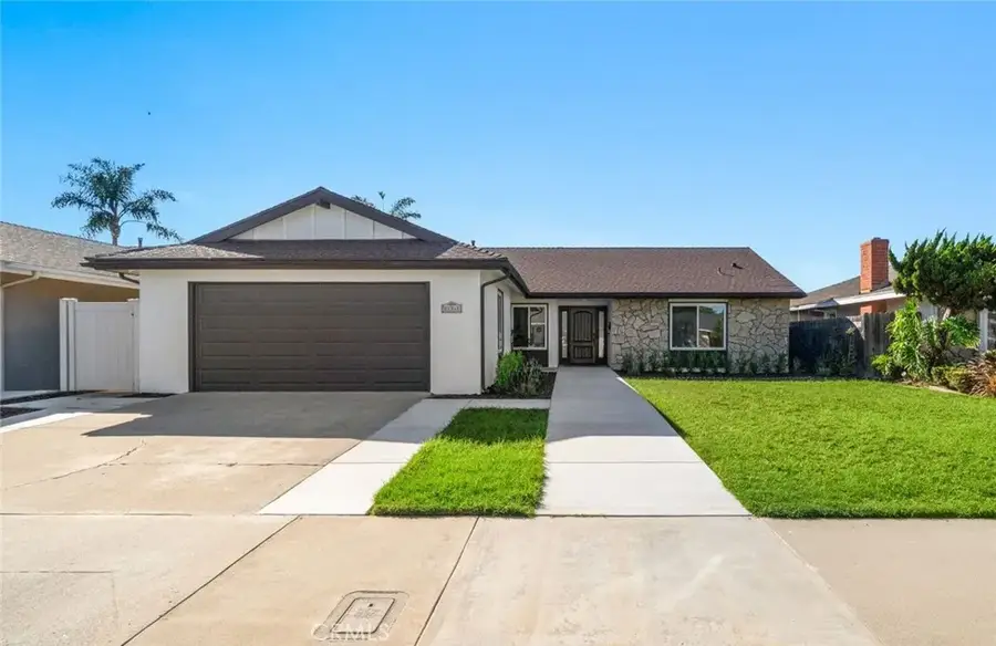 21341 Seaforth Lane, Huntington Beach, CA 92646 - #2