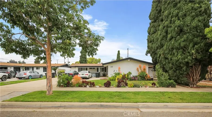 1305 W Cherry, Orange, CA 92868 - #2