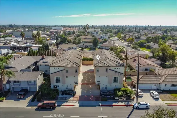 9882 W Broadway, Anaheim, CA 92804