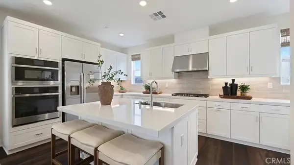 27420 Hackberry Place, Valencia, CA 91381