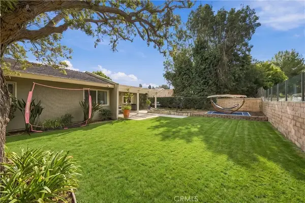 18971 Antioch, Irvine, CA 92603