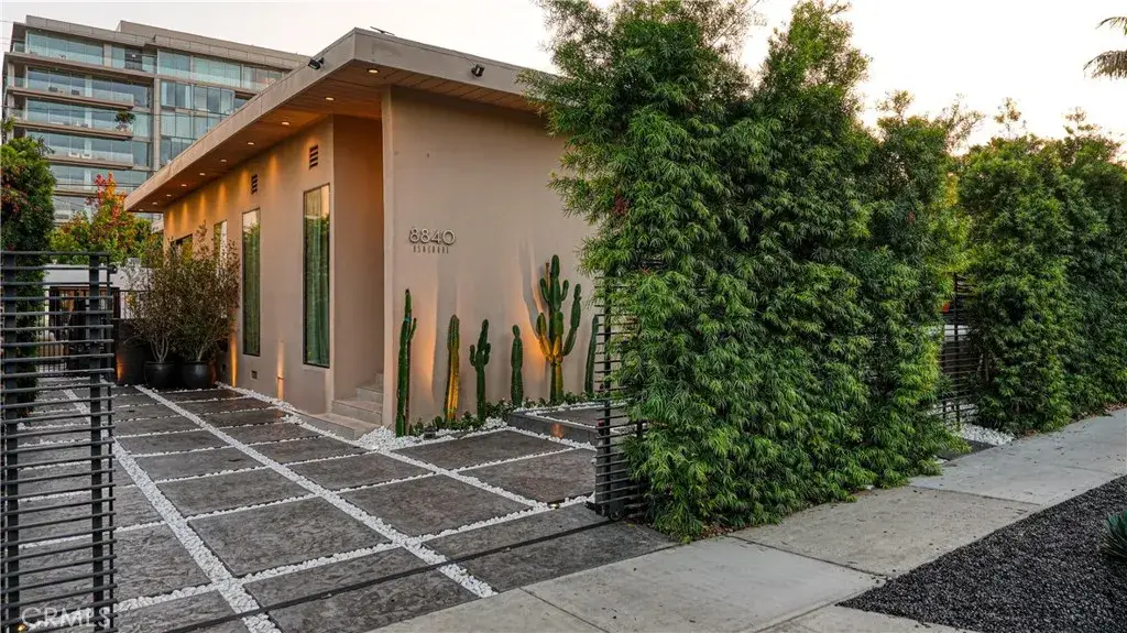 8840 Ashcroft, Los Angeles, CA 90048 - #1