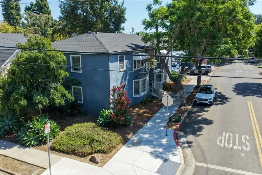 1221 N Lacy Street, Santa Ana, CA 92701 - #2