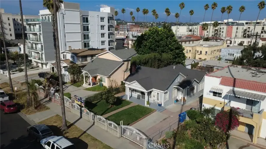 210 N Berendo Street, Los Angeles, CA 90004 - #3