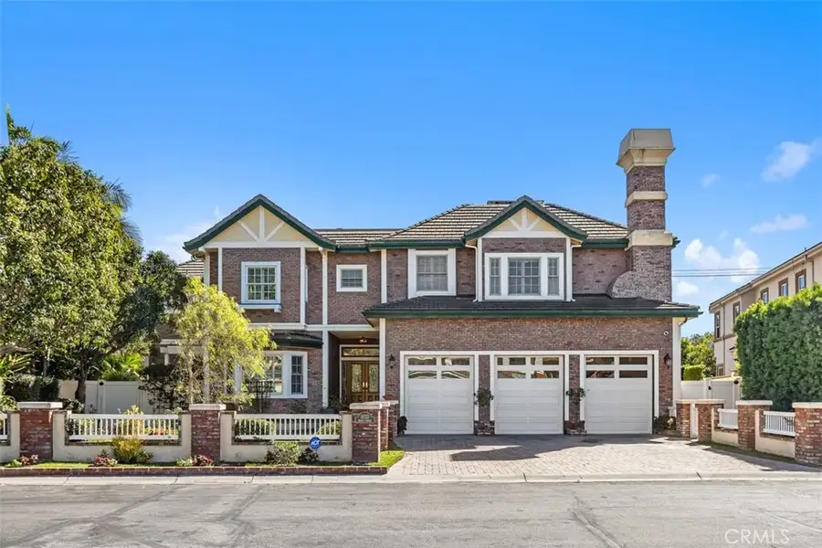18732 Jockey Circle, Huntington Beach, CA 92648 - #2