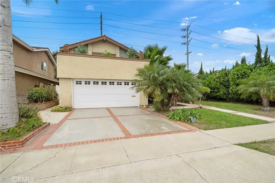 622 W Alpine Avenue, Santa Ana, CA 92707 - #3