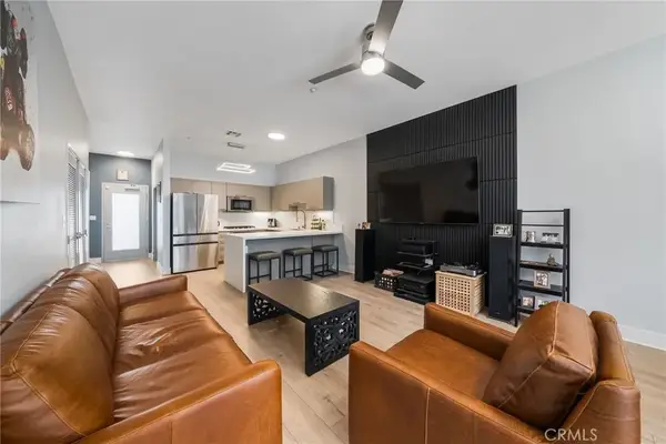 435 W Center Street Promenade #221, Anaheim, CA 92805